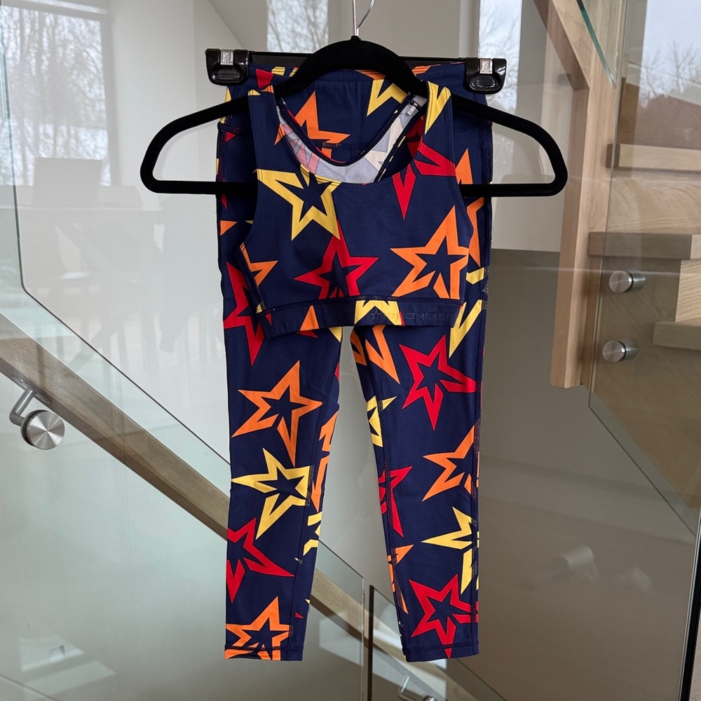 Perfect Moment Kids Leggings & Top with Vibrant Star Pattern